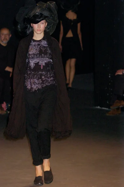 Look 37